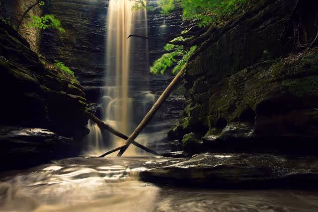 Bike camping and bike overnight near Chicago. Starved Rock State Park Illinois