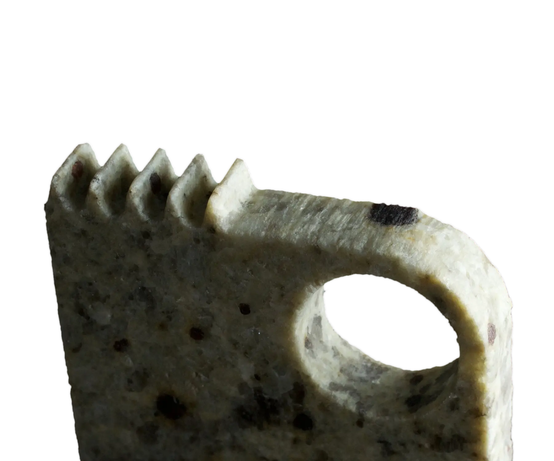 Stein mit Wasserstrahl geschnitten in 10 mm.