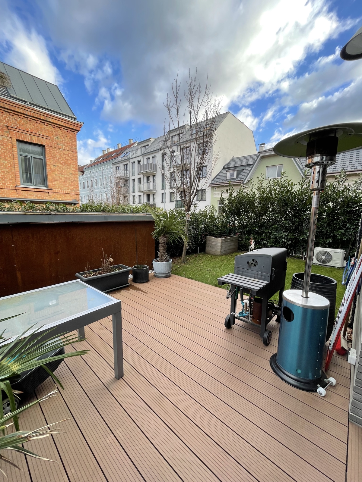 Garden Apartment with Private Terrace in Historic Renovated Building