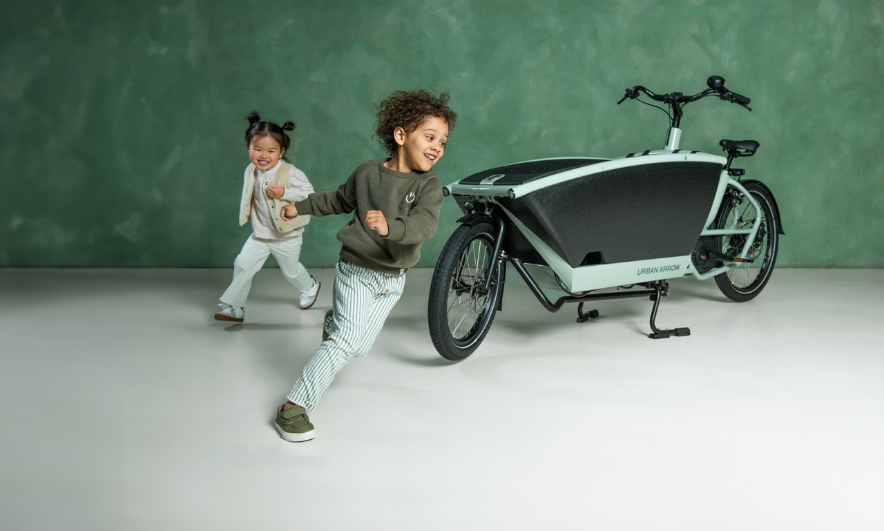 Couple on premium e-bikes