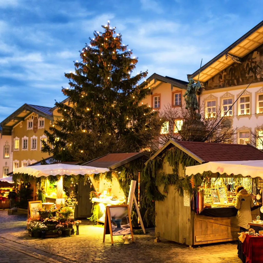 Holiday Market