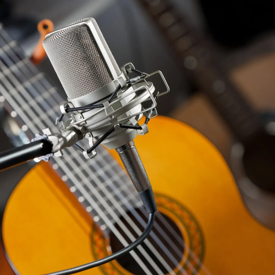 Classic Troubadours Live: the Songs of James, Joni, Jackson & Carole