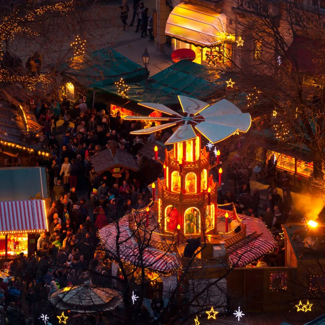 Starry Night Mingle and Shop