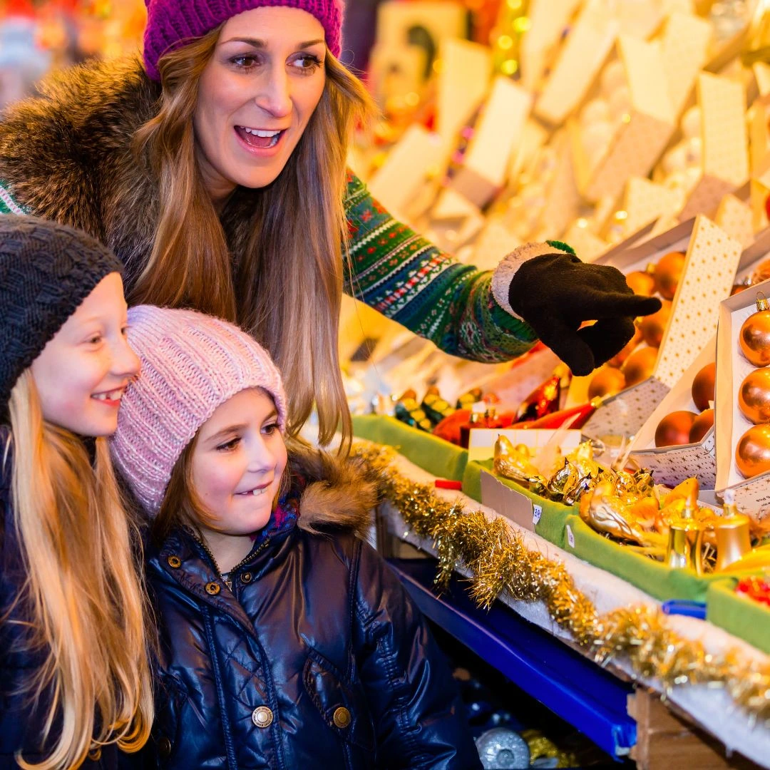 Christmas in Clearview Market