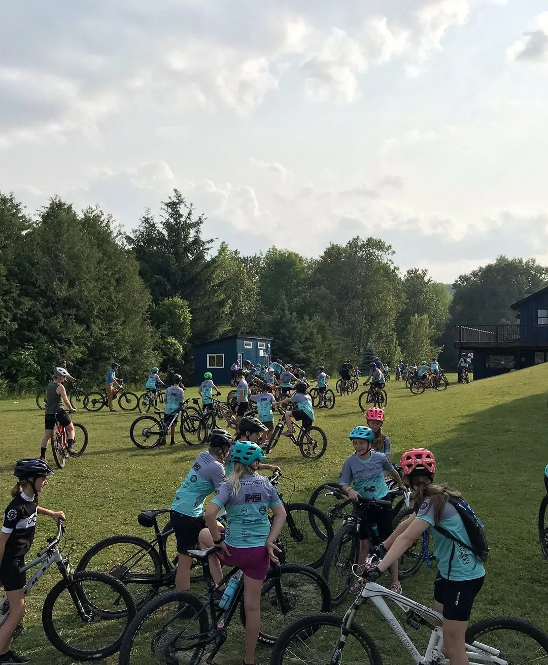 Summit Social House Coffee & Bikes