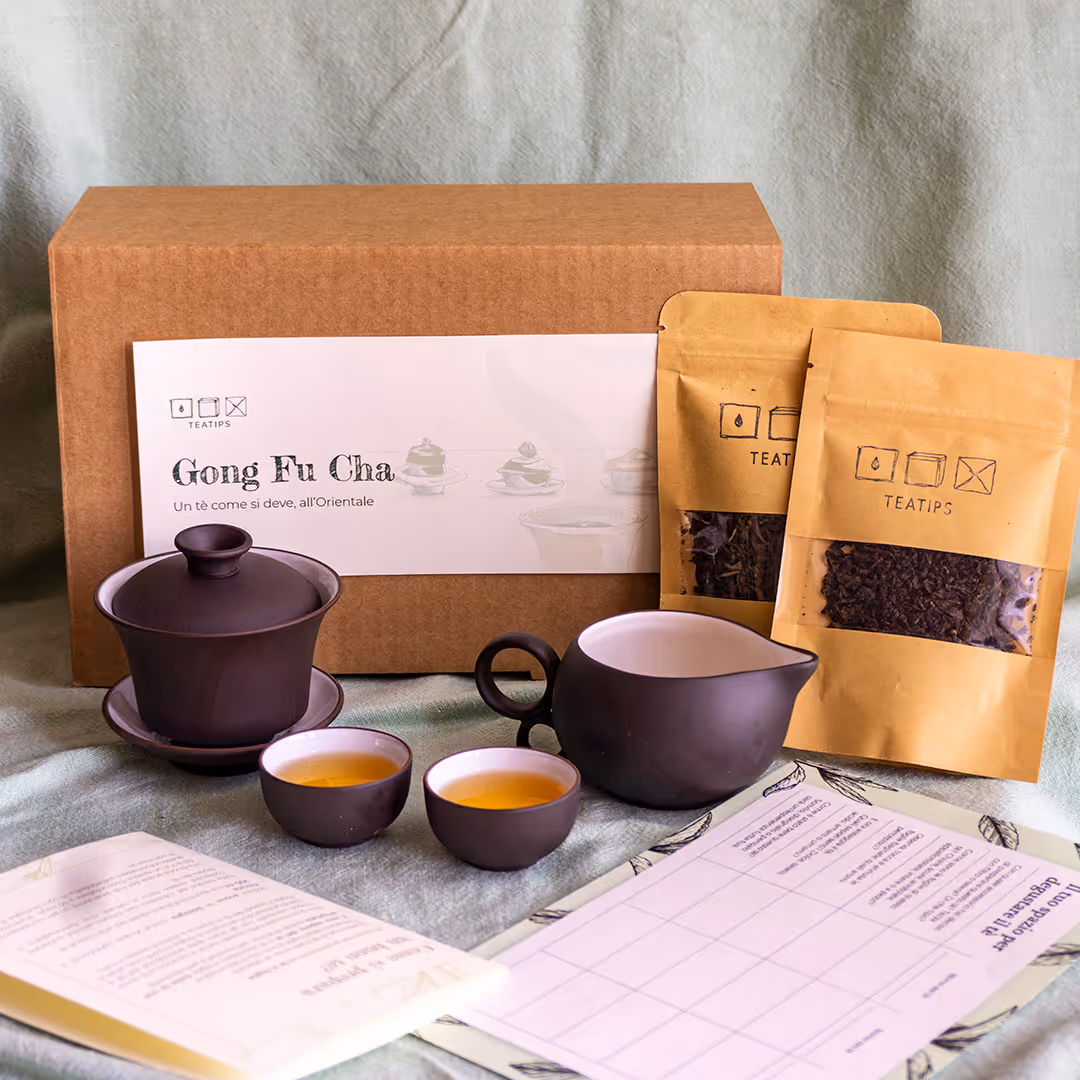kit degustazione per la preparazione del tè all'orientale