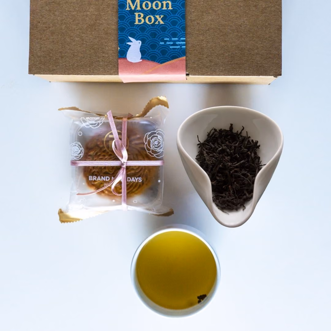 Moon Box Taro e tè oolong all'osmanto