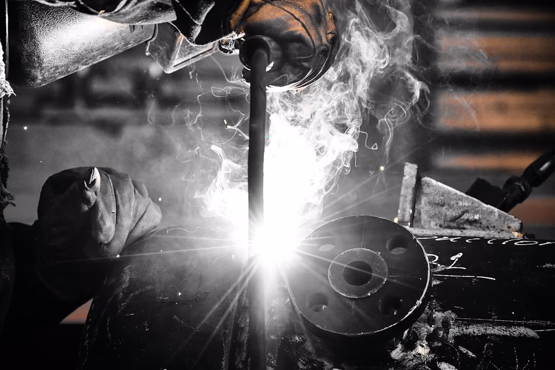 Hot Tips for Landing Welder Jobs Without Breaking a Sweat