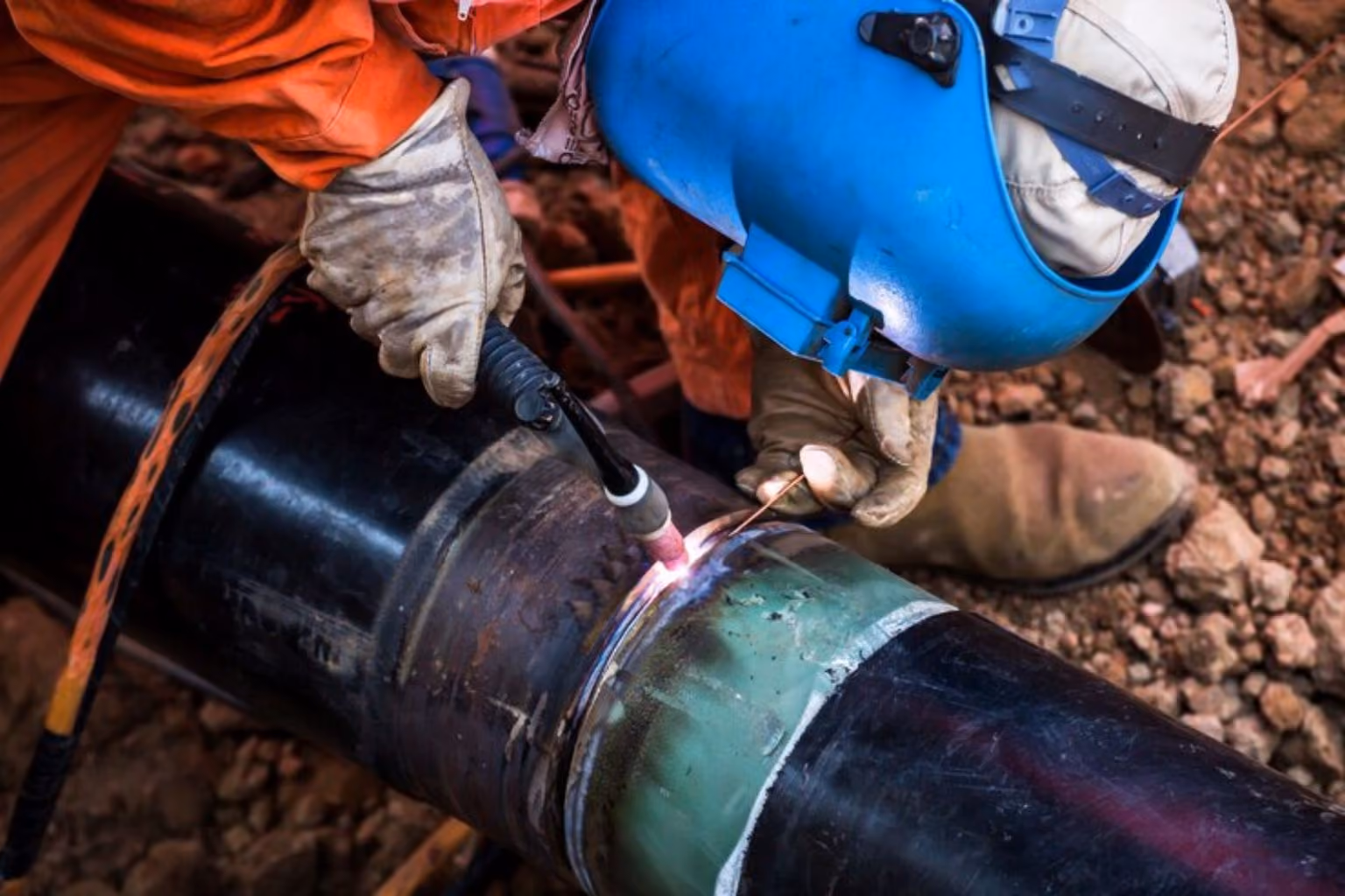 Choosing Welding Tools for Pipeline Work That Performs in the Field