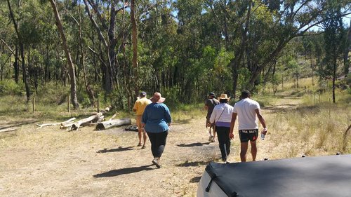 Group+walking+to+BR.jpg