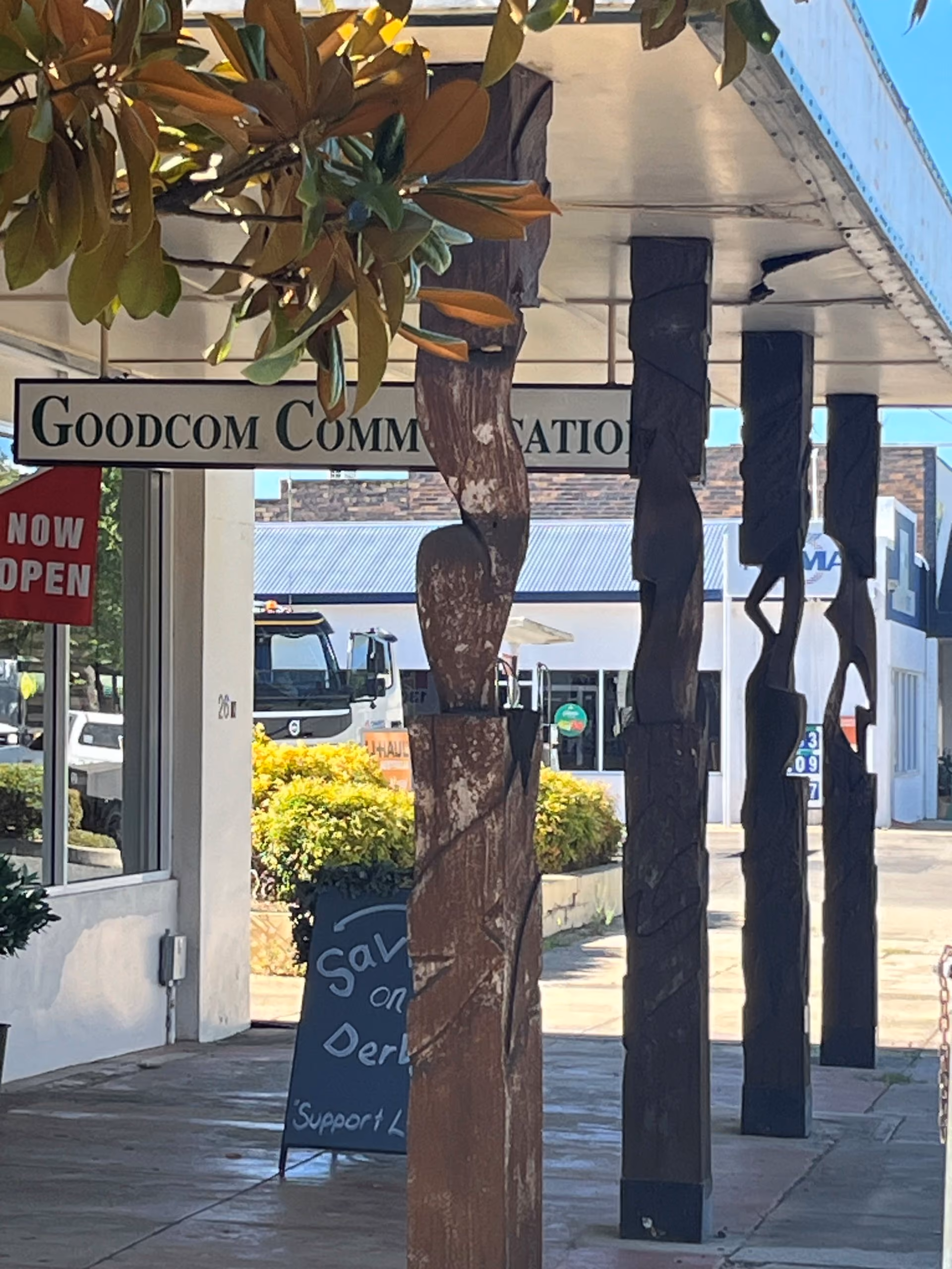 33_Veranda-Posts-Goodcom_Charlie-Travers_Photo-Susie-Crawford-scaled.jpg