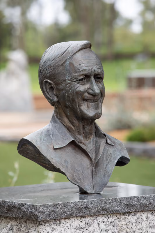 Barry Thornton Bronze Bust_photography by Steve Gonsalves
