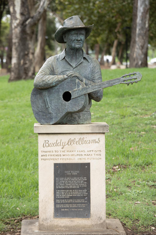 Buddy Williams Bronze Bust_photography by Steve Gonsalves