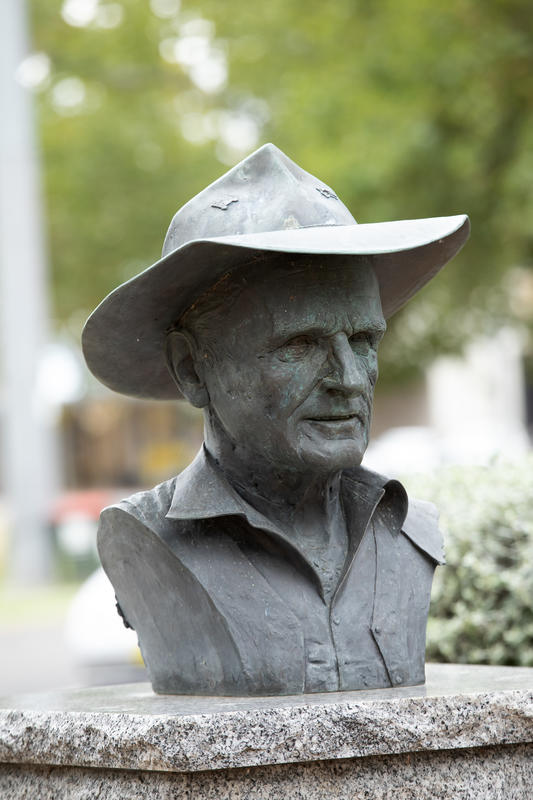 Stan Coster Bronze Bust_photography by Steve Gonsalves