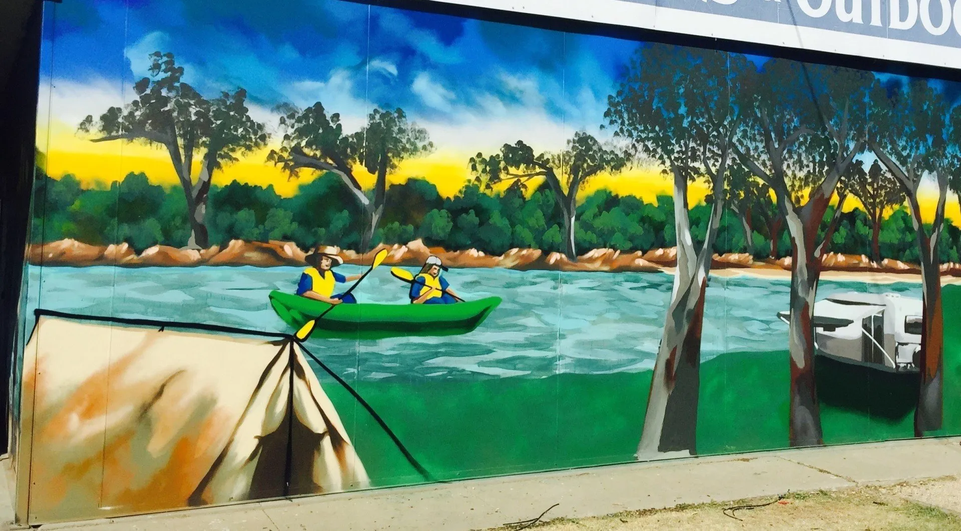 Hardman Windscreens & Outdoors mural