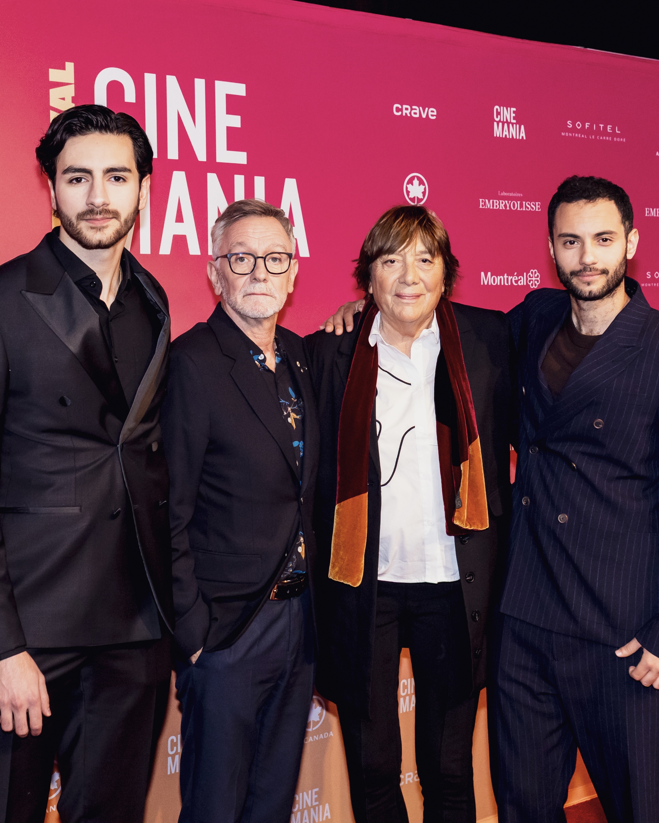 Aron Archer and the team of On Sera Heureux on the red carpet at Cinemania