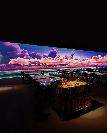 Enjoy a magical time on a table at ARTE CAFE