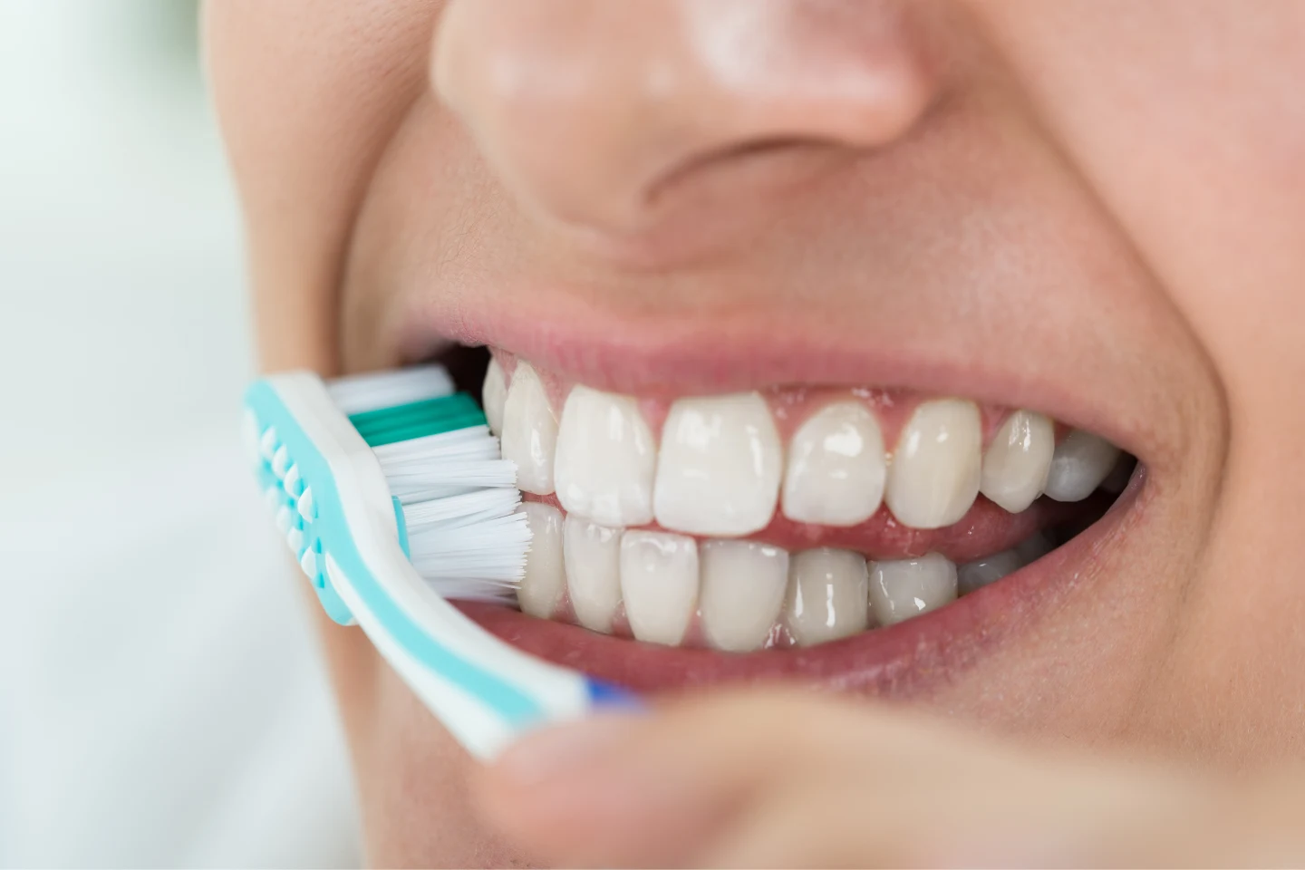 proper teeth cleaning with toothbrush