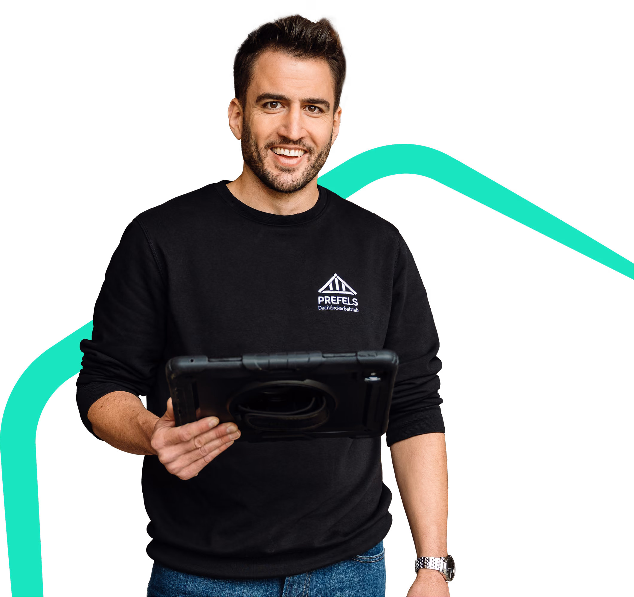 Gunnar von Prefels Dachdeckerbetrieb, lächelnd mit einem Tablet in der Hand, Header-Bild der DAZN-Kampagne von plancraft.