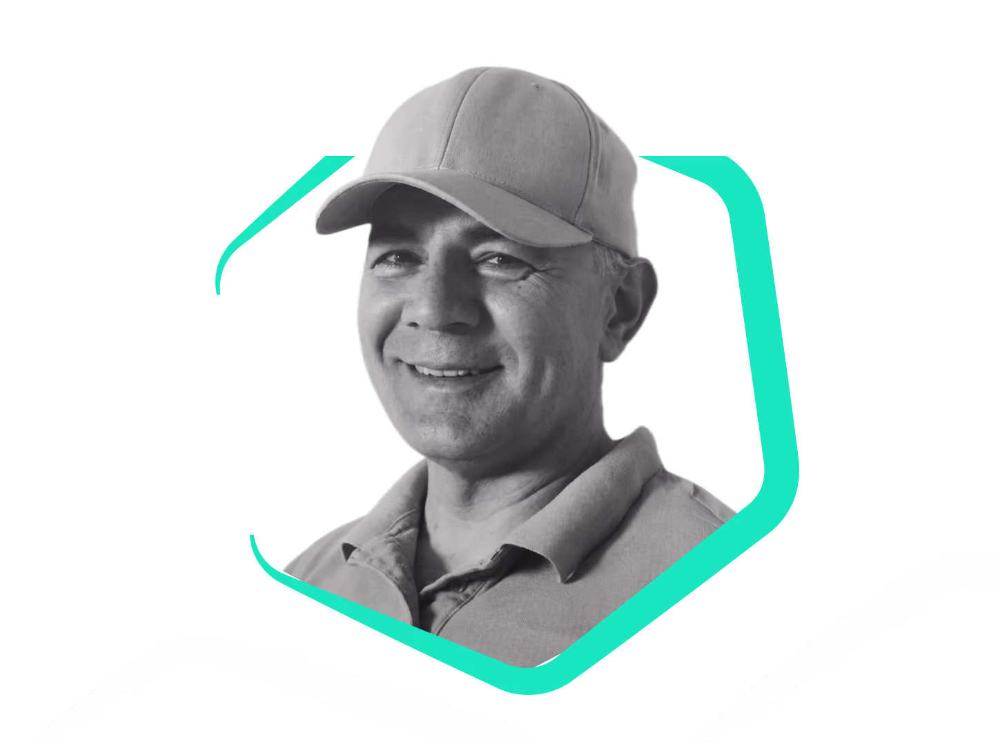 Ricardo Navarro invita a descubrir cómo plancraft ayudó a su empresa, en una imagen de llamada a la acción con su testimonio de éxito, en blanco y negro.
