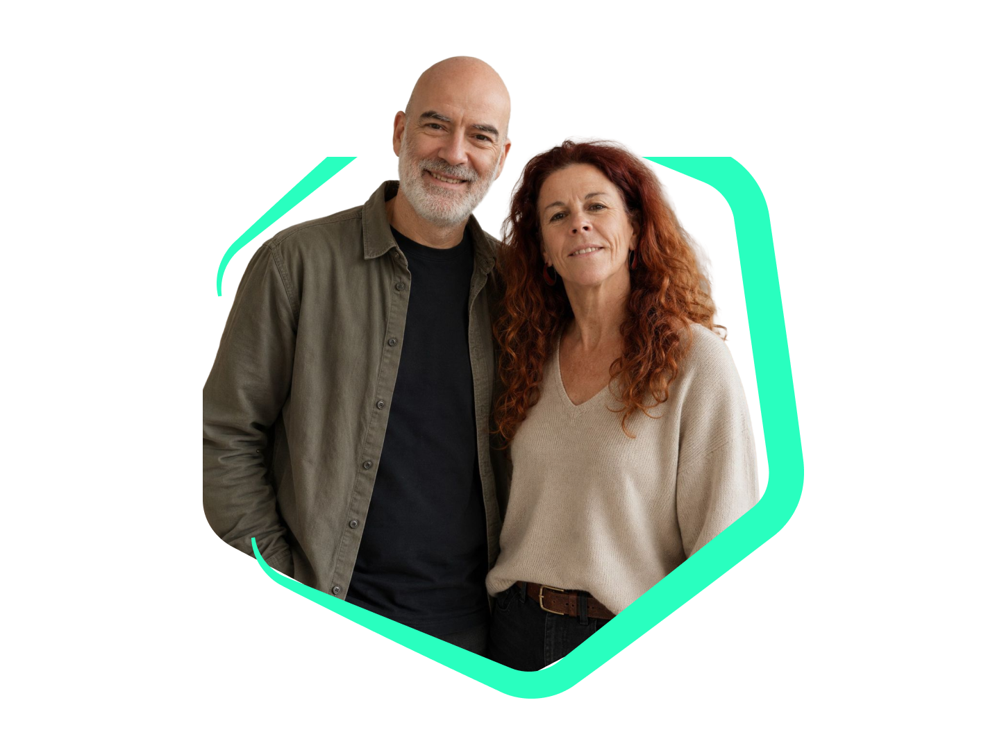 Mireia y Carles invitan a descubrir cómo plancraft ayudó a su empresa, en una imagen de llamada a la acción con su testimonio de éxito.