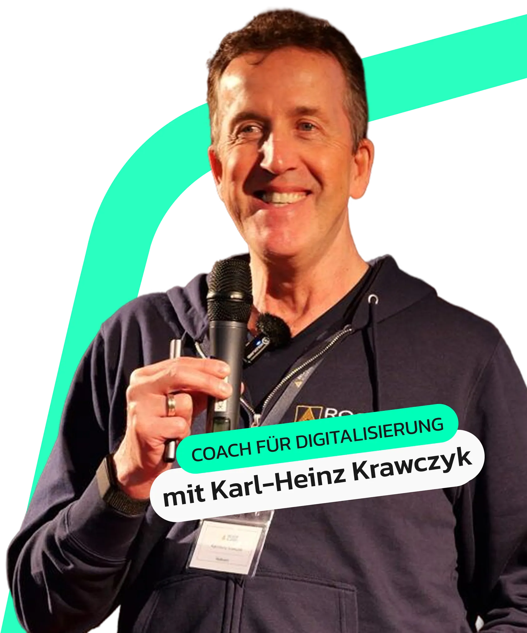 Karl-Heinz Krawczyk in ROOF-Academy-Hoodie mit Mikrofon in der Hand, mit dem Label 'mit Karl Heinz Krawczyk', in einer Aufnahme mit plancraft-Branding.