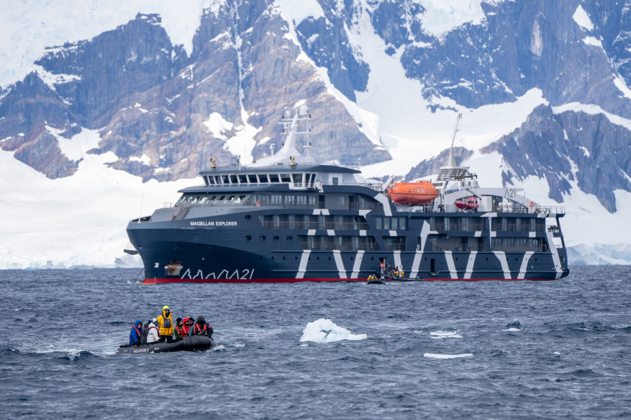 Magellan Explorer