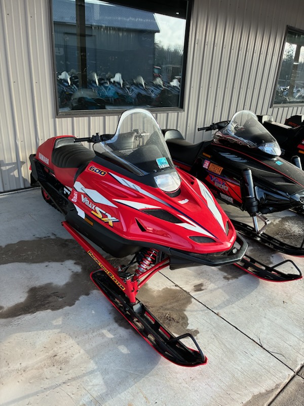 1998 YAMAHA VMAX 600