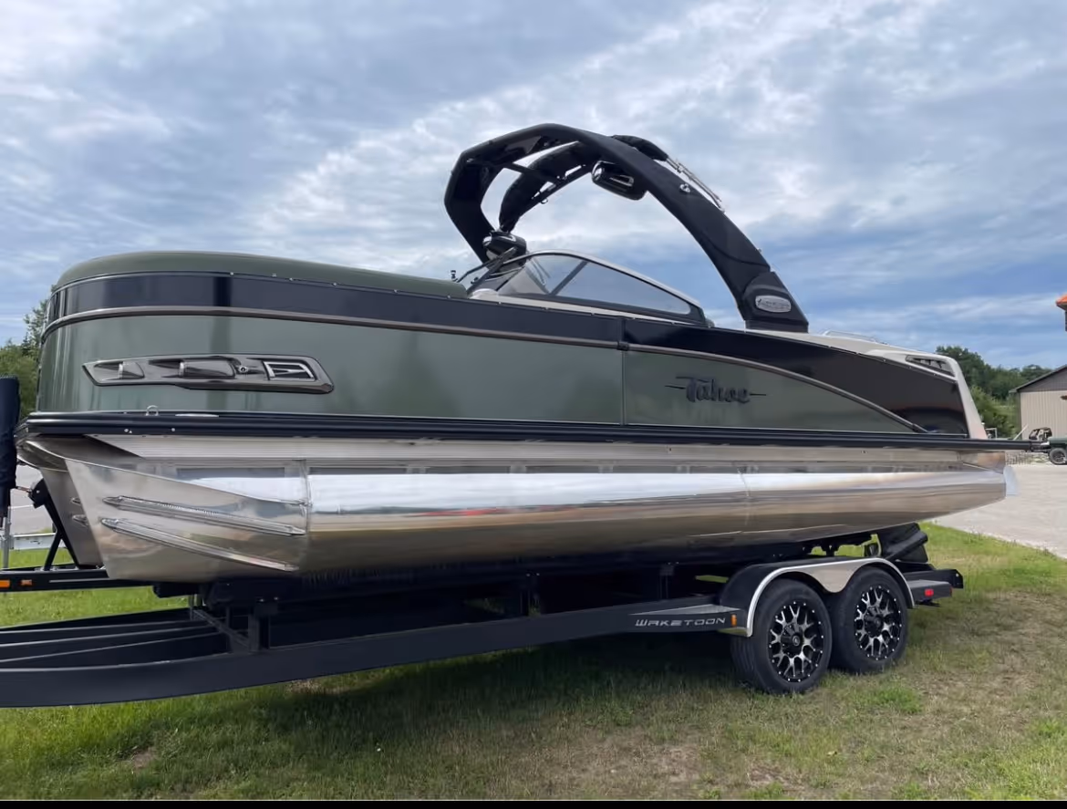 2024 TAHOE WAKETOON
