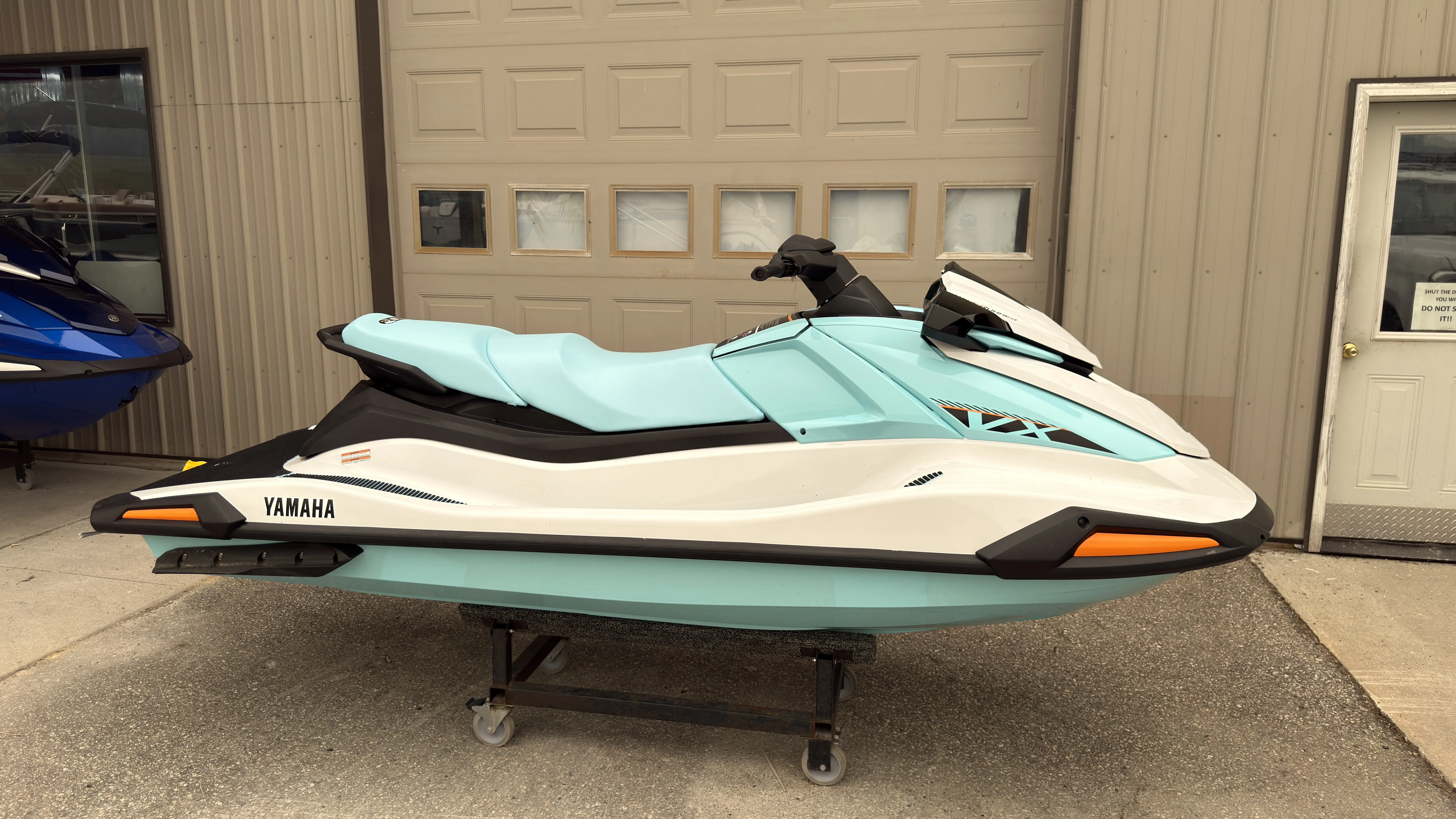 2026 VX (WHITE/MINT)