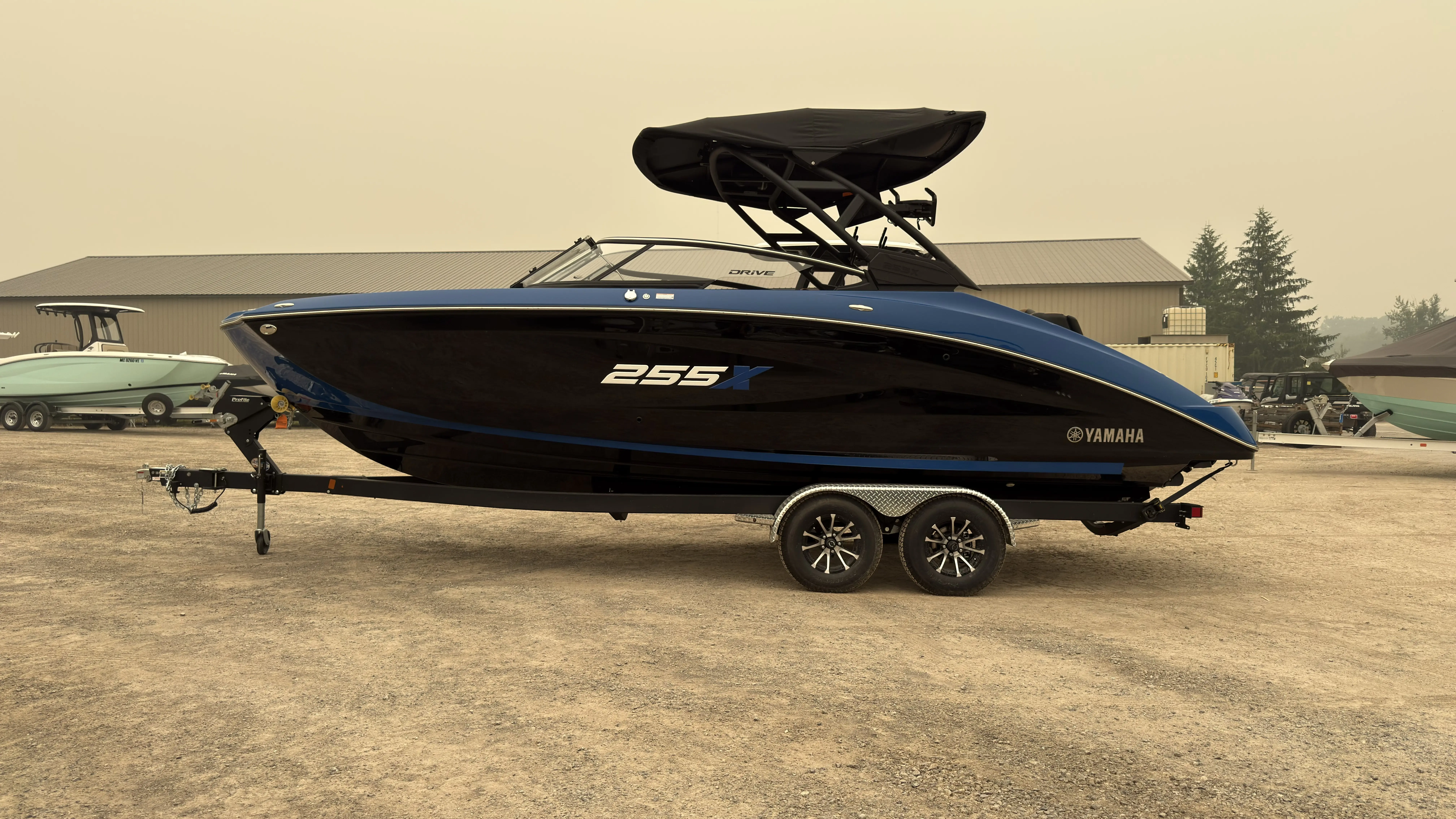 2025 YAMAHA JET BOAT 255XD