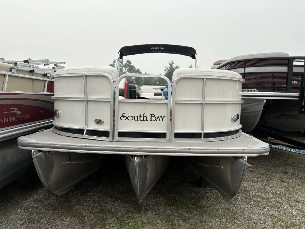 USED SOUTH BAY TRI TOON W/EVINRUDE 225HO