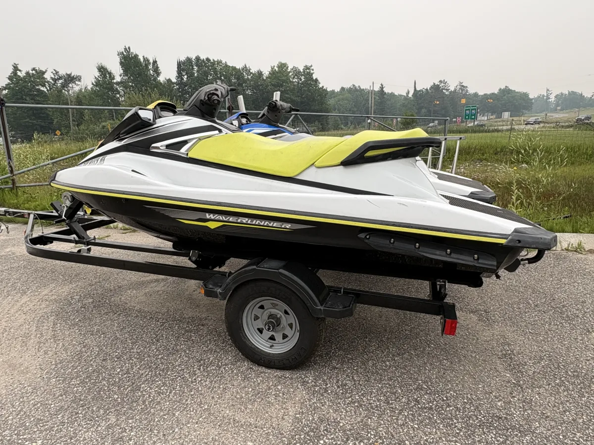 Wave Runner MC 2113 UL