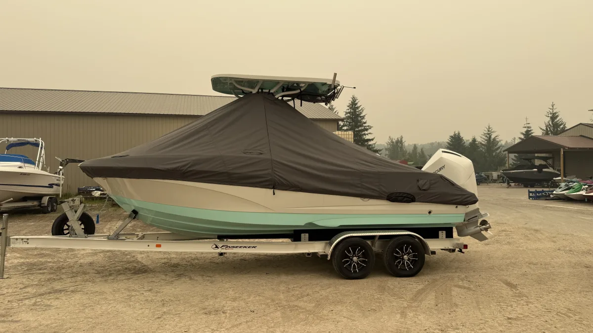 2024 230 FINSEEKER - CROWNLINE