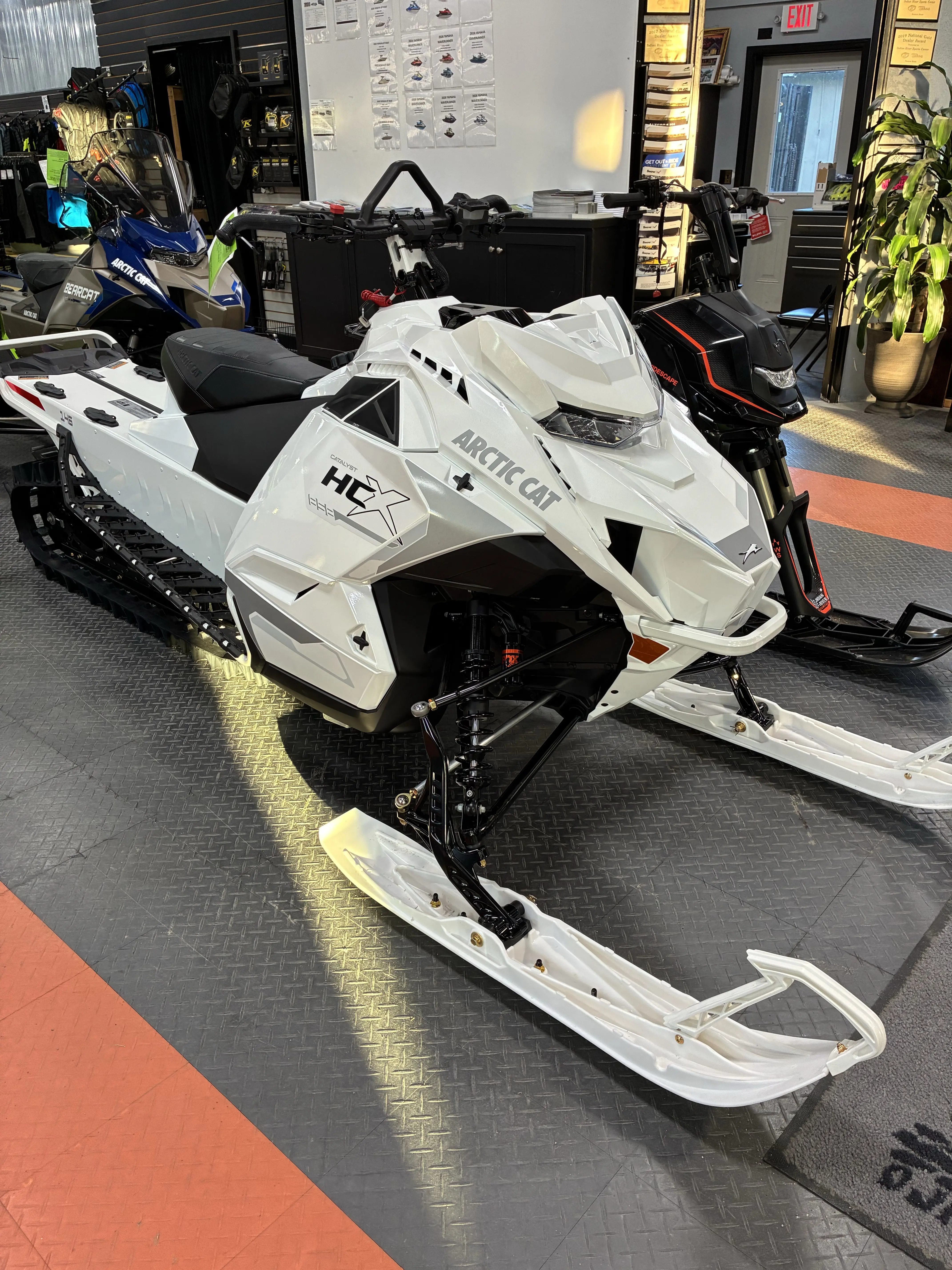 2027 Arctic Cat HCX 858