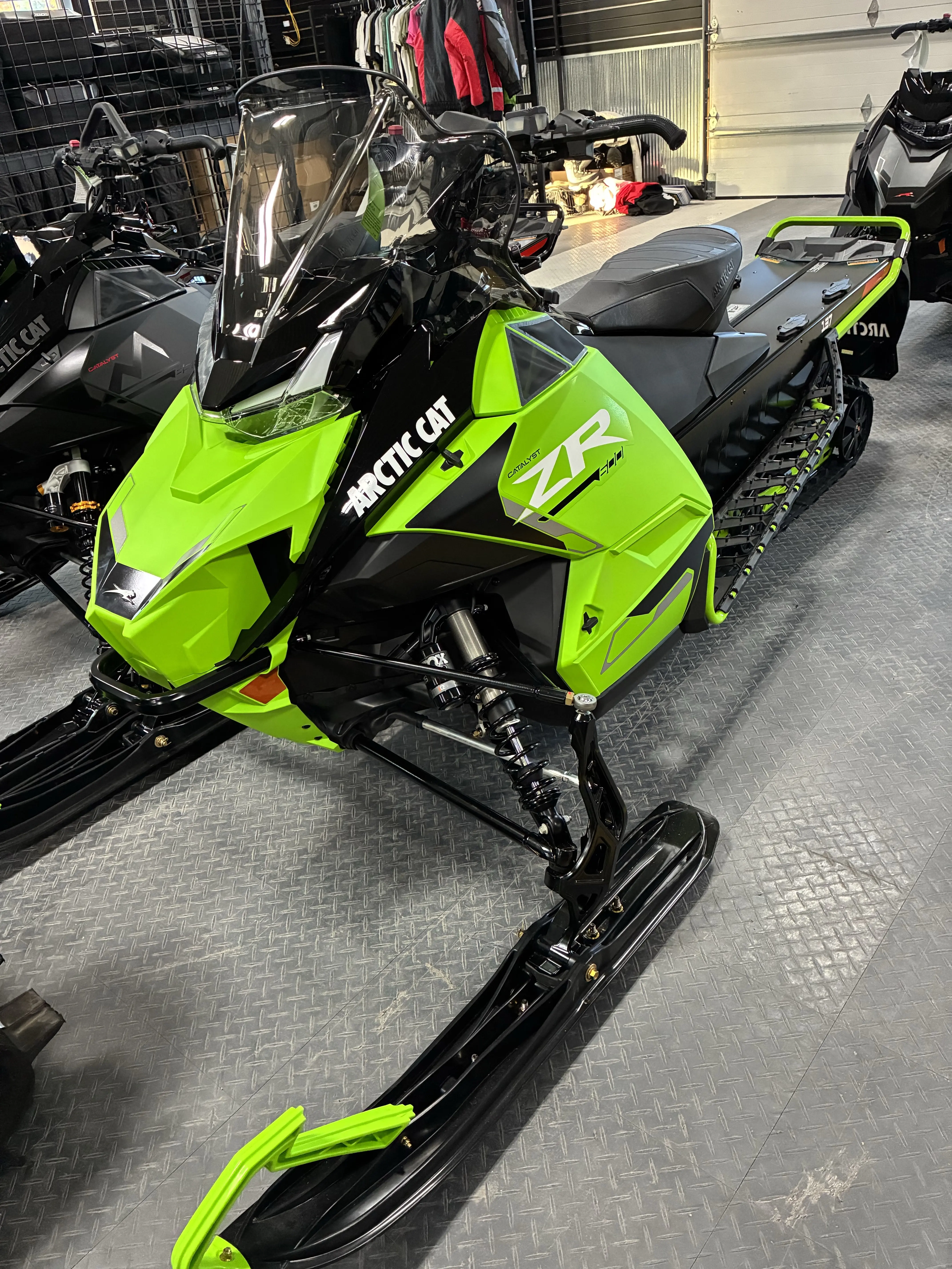 2027 Arctic Cat ZR 600 137 EPS G8 display