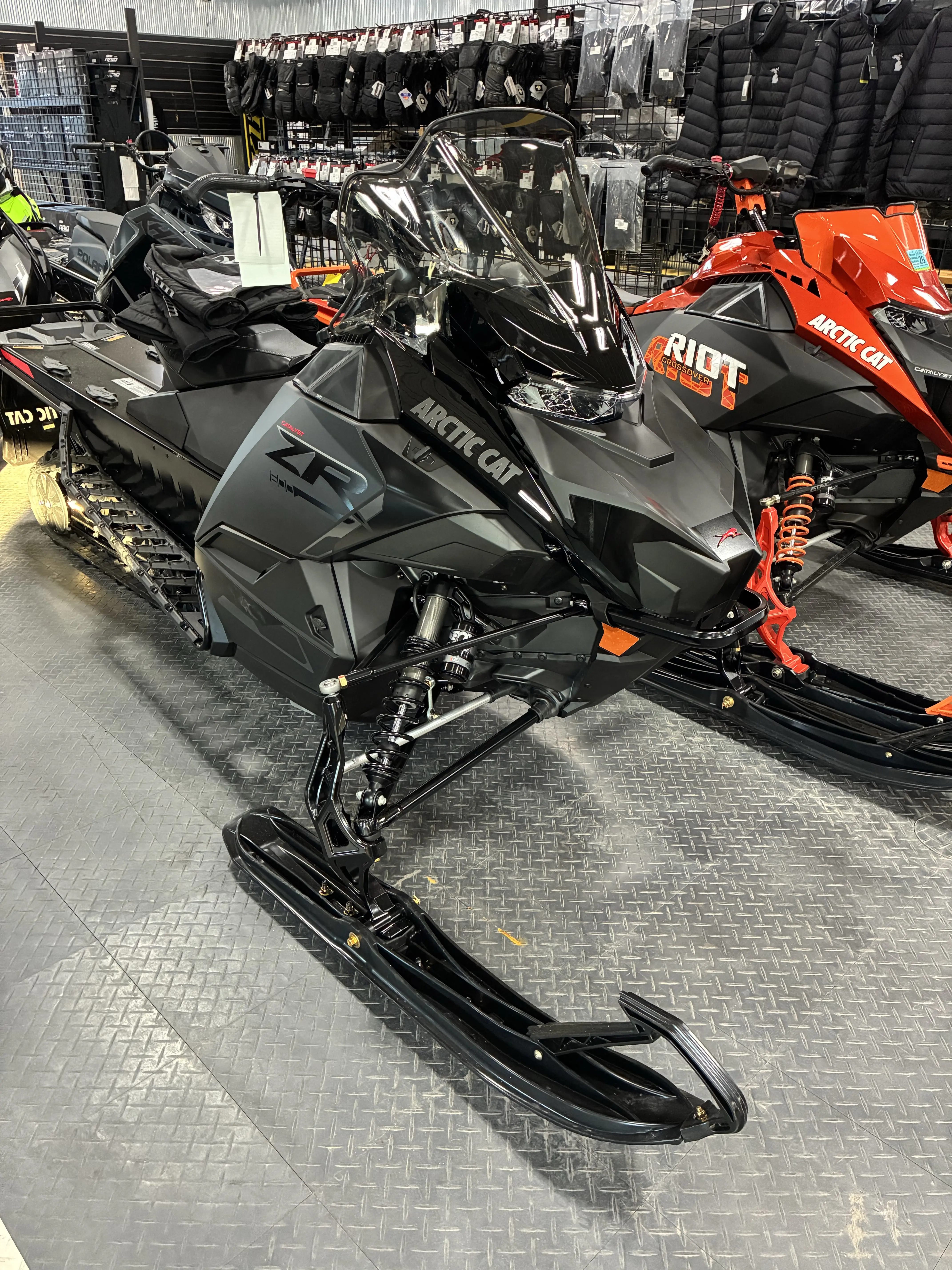 2027 Arctic Cat ZR 600 137 G8 display