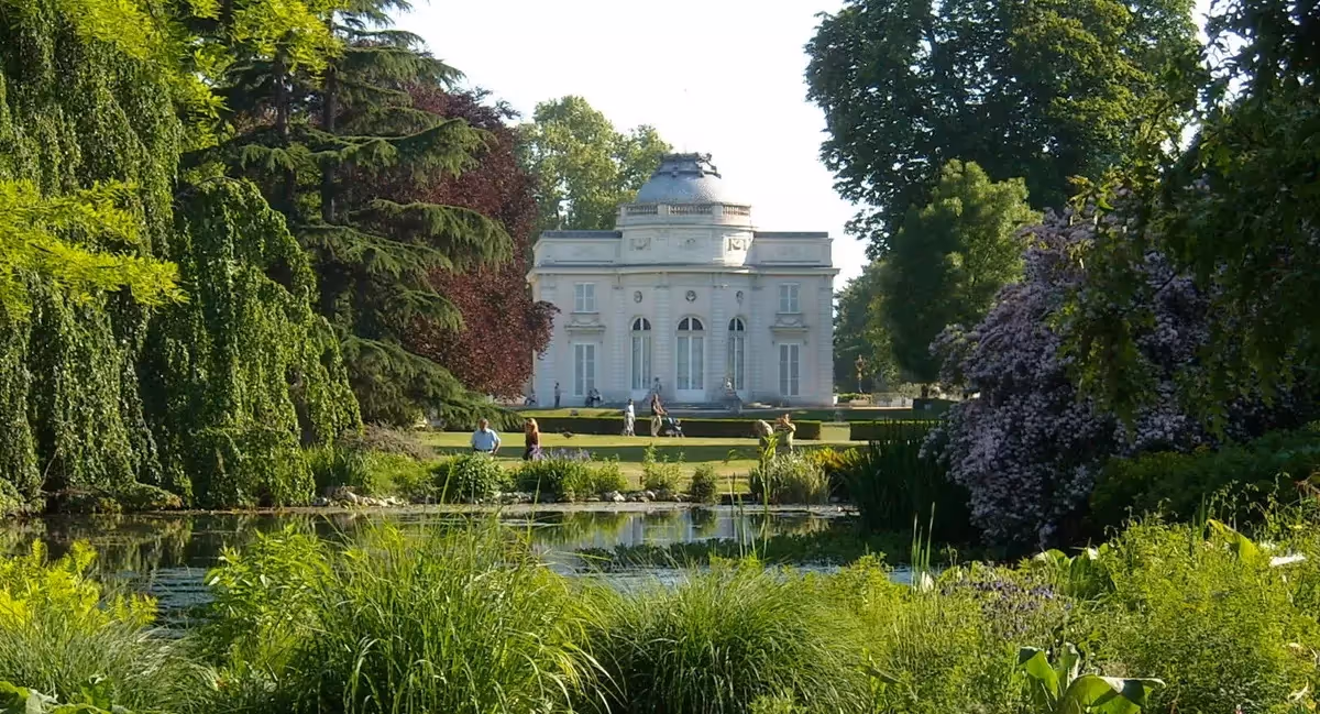 Le Château de Bagatelle