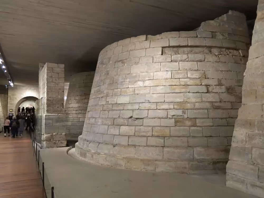 Musée du Louvre : les fondations du château