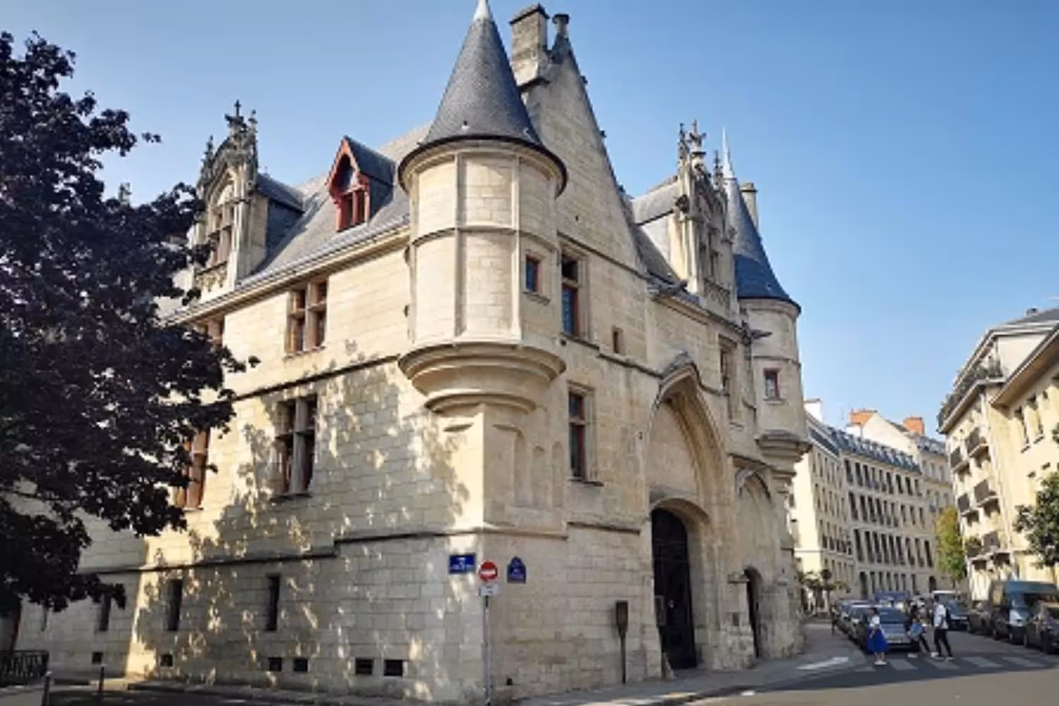 Sortie scolaire dans le Marais