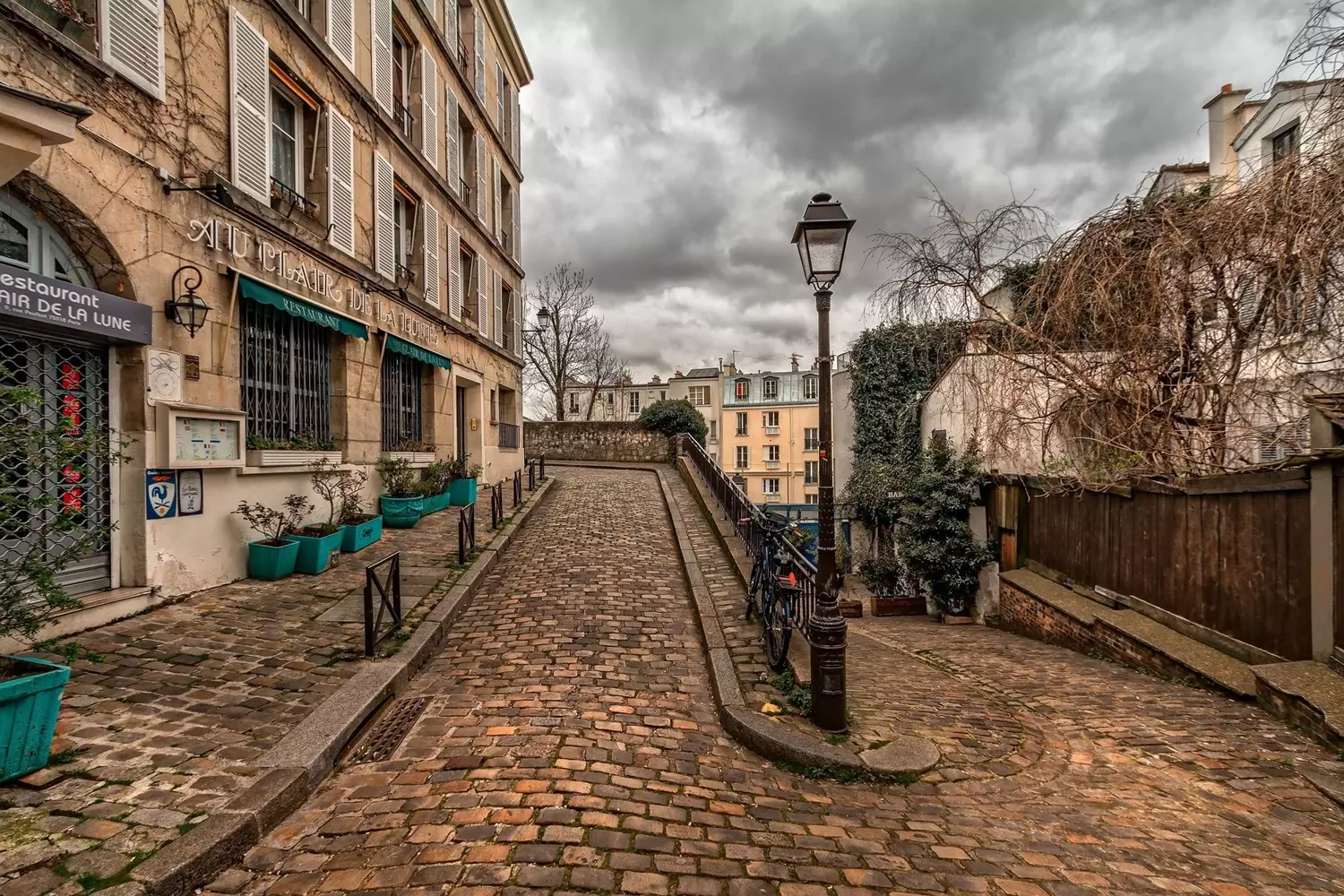 Sortie scolaire Montmartre : ruelle de la Butte