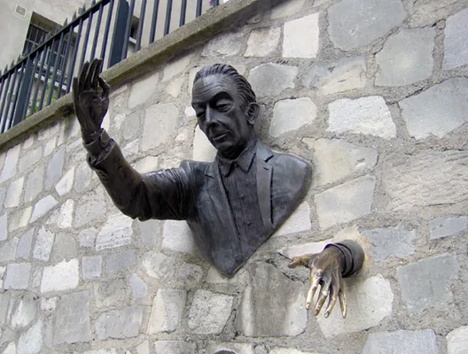 Sortie scolaire Montmartre: le passe-muraille
