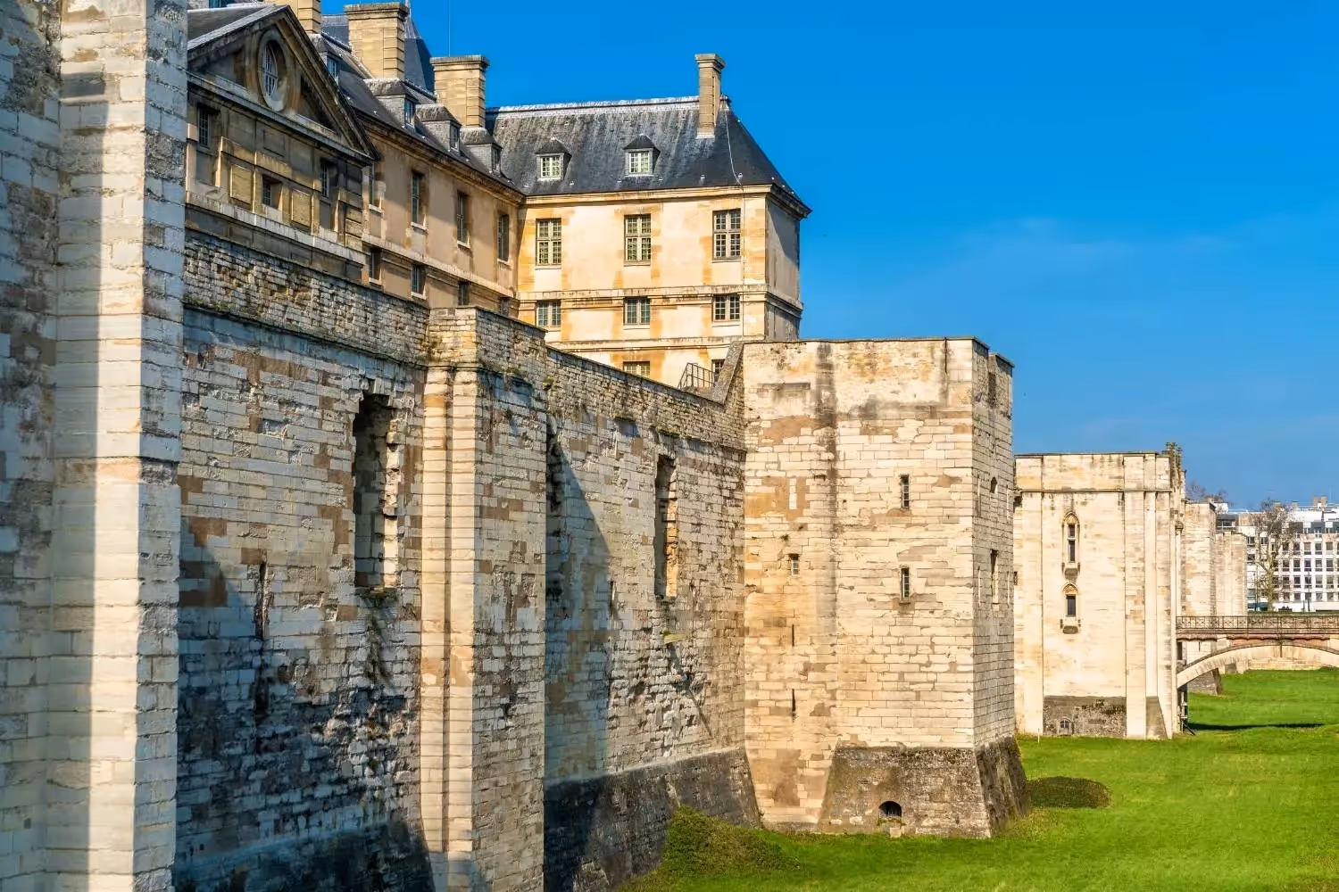 Sortie scolaire monument à Paris : le Château de Vincennes