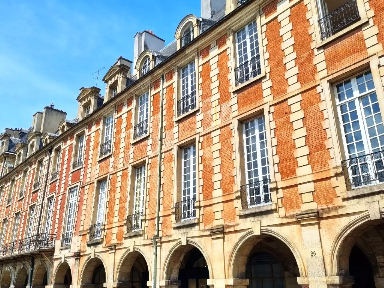 Visite Moyen Age et Renaissance dans le Marais avec Paris Antoinette