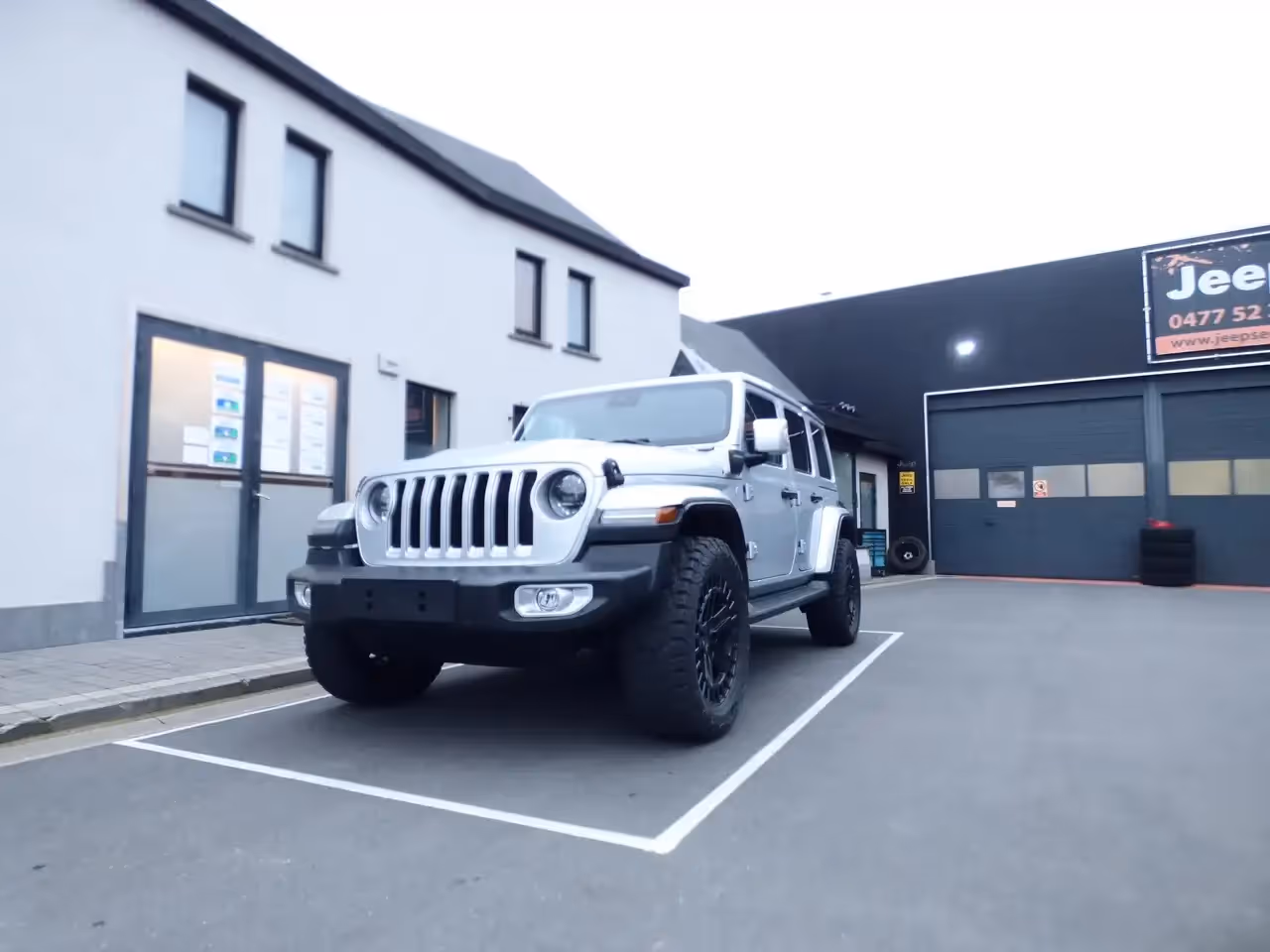 Jeep Wrangler 2.0 Turbo 4xe PHEV**Overland**Stock**10km** 0