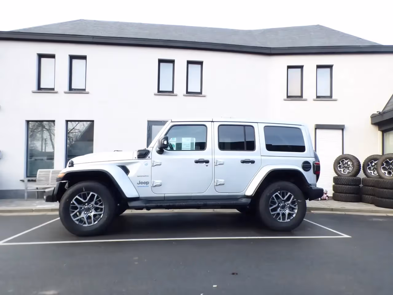 Jeep Wrangler 2.0 Turbo 4xe PHEV Sahara*Stock*0km* 1