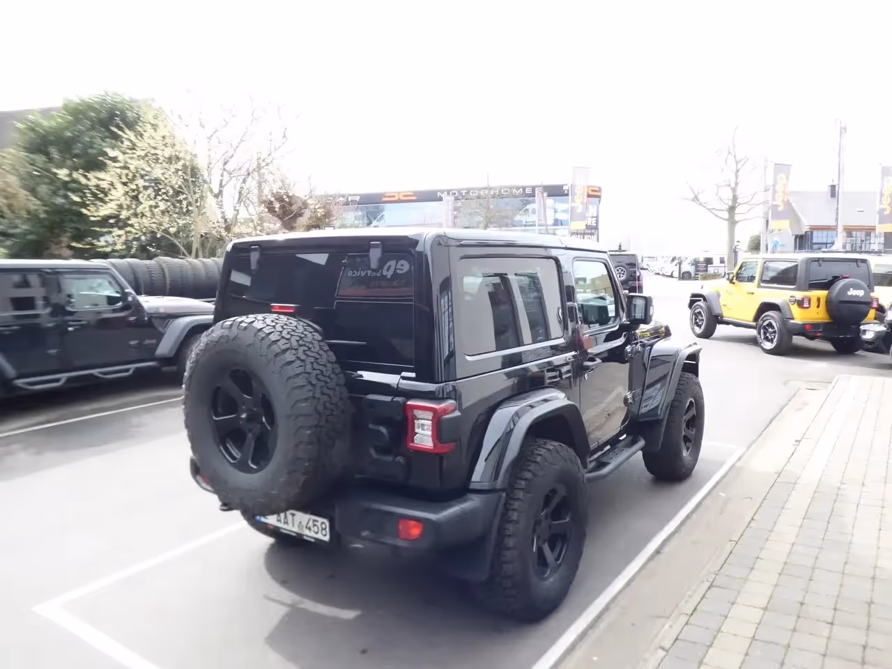 Jeep Wrangler 2.0 Turbo Overland Black edition **19000km** 4