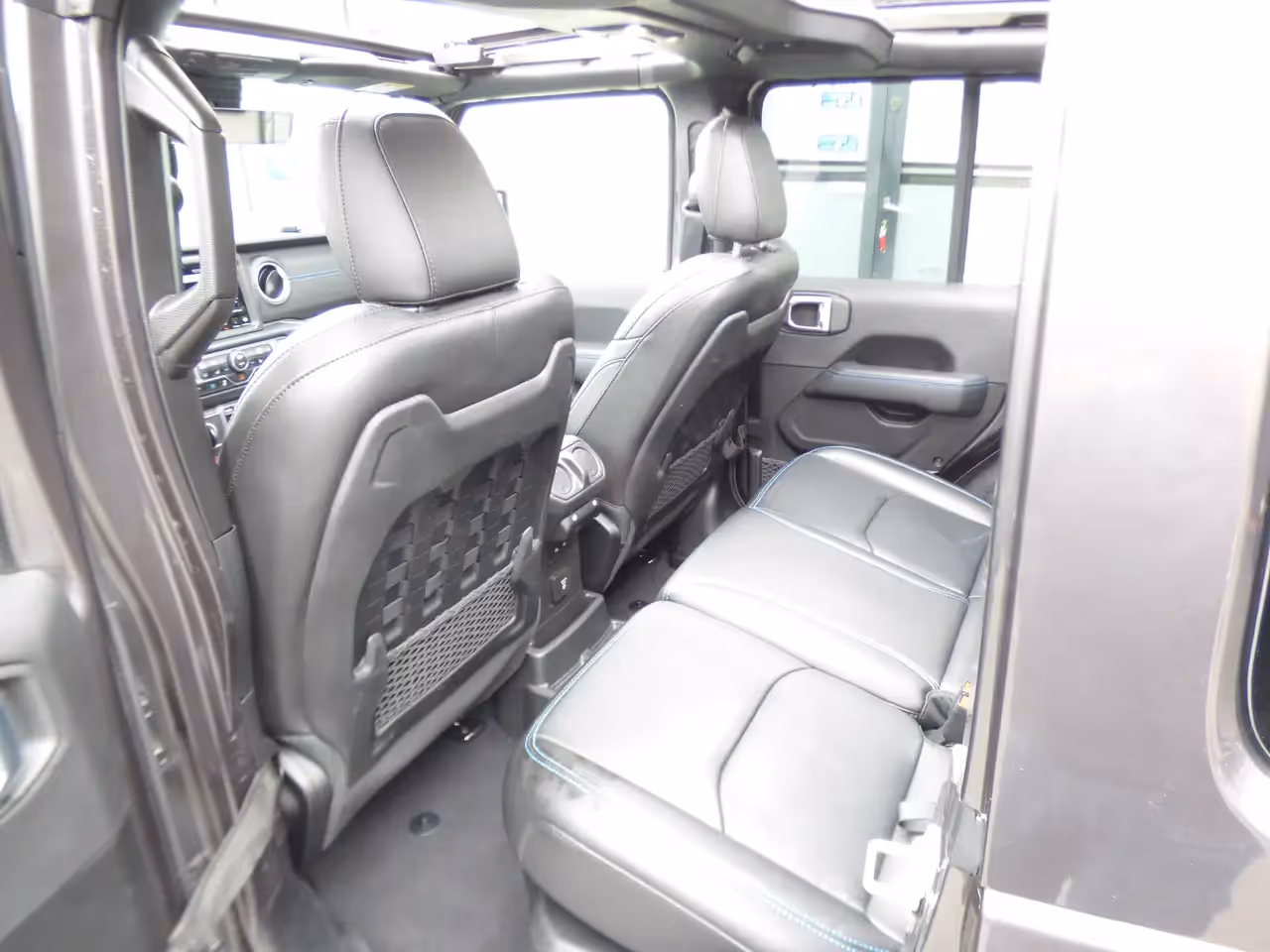 Jeep Wrangler 2.0 Turbo 4xe PHEV Rubicon**43000km** 8