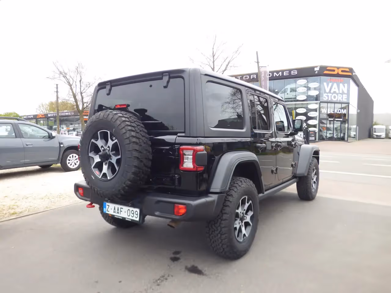 Jeep Wrangler 2.0 Turbo Rubicon black **56000km** 12