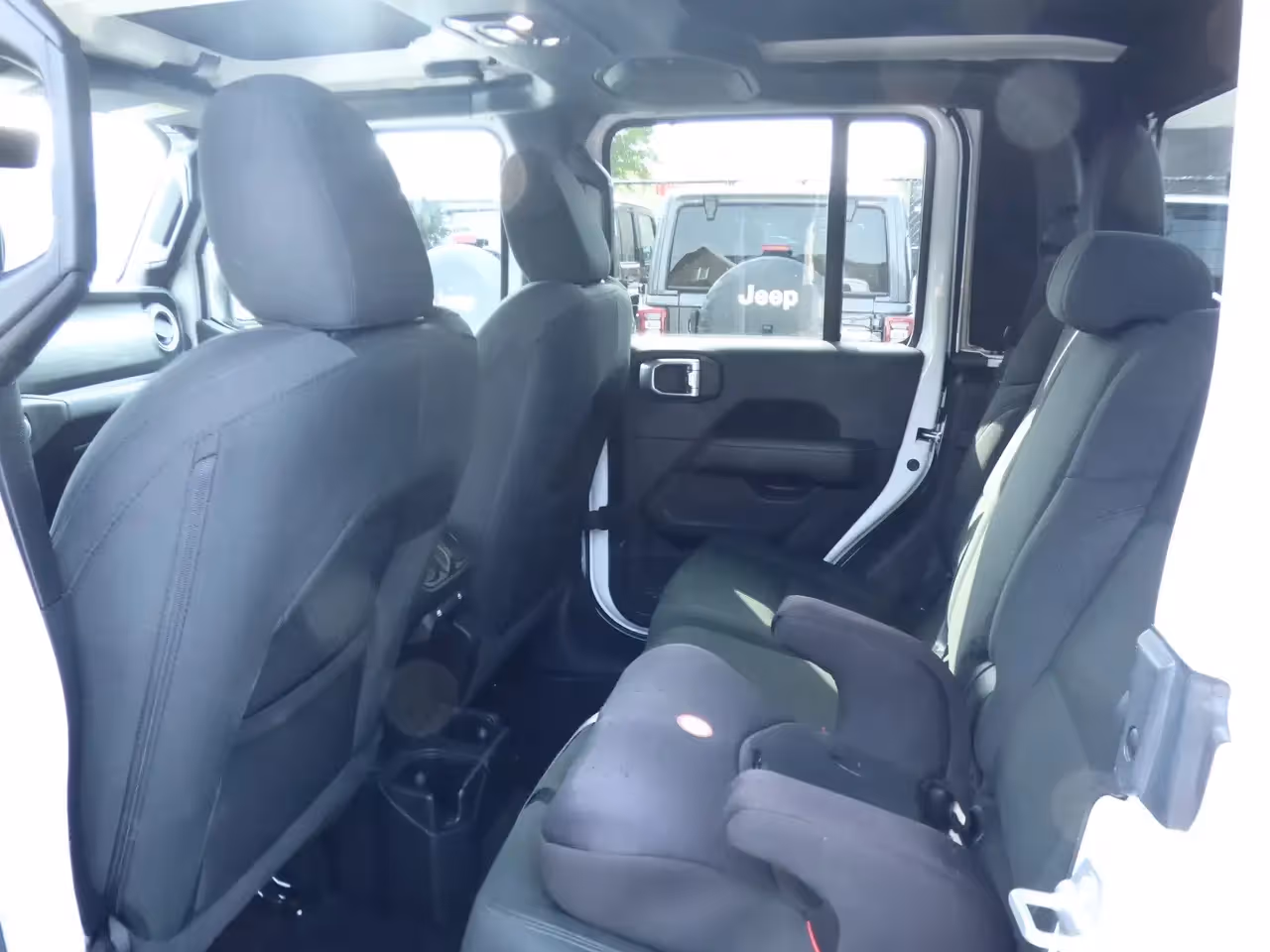 Jeep Gladiator 3.0 V6 4WD ATX OverlandMy22 **25000km** 13